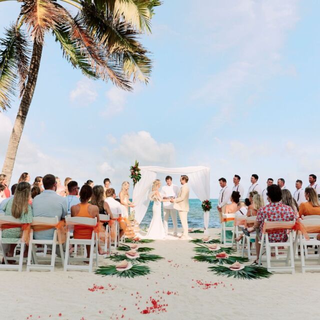 Say 'I Do' in paradise. Let us design a tailored-made concept for your dream destination wedding 💍 🥂 https://www.sunbreeze.net/san-pedro-belize-weddings/